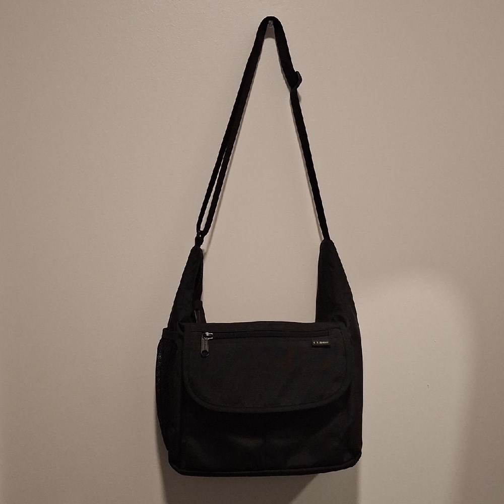 L.L. Bean Classic Black Messenger Bag